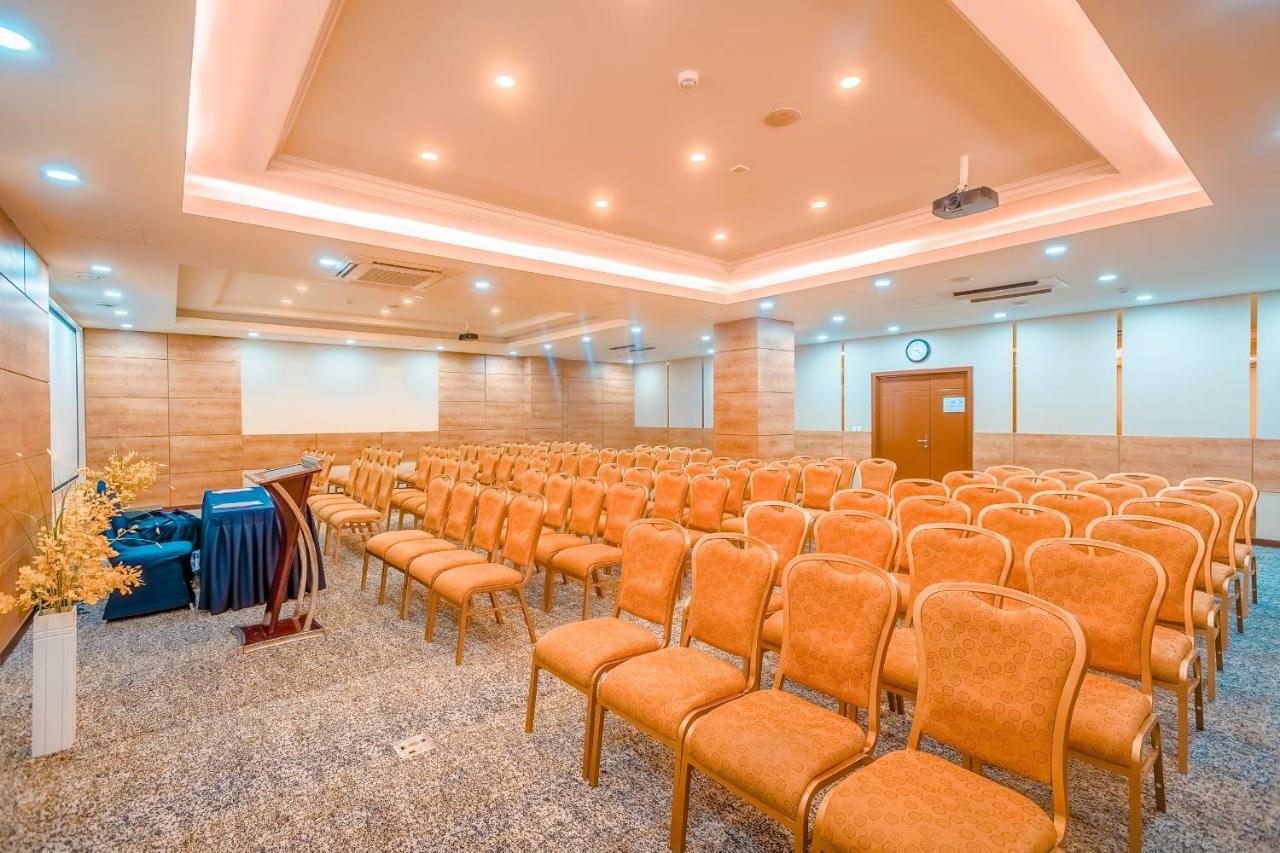 Ramada Ulaanbaatar City Center Εξωτερικό φωτογραφία